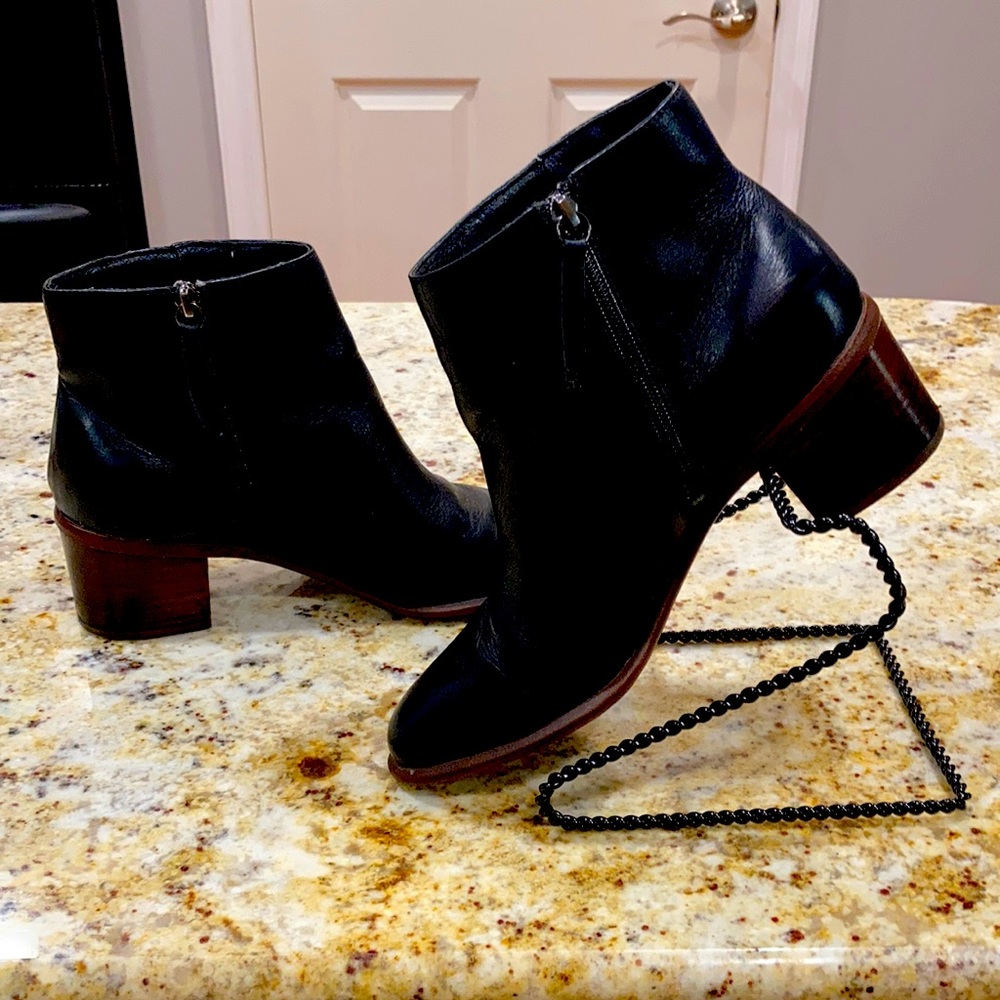 Sofft Black Leather Boots